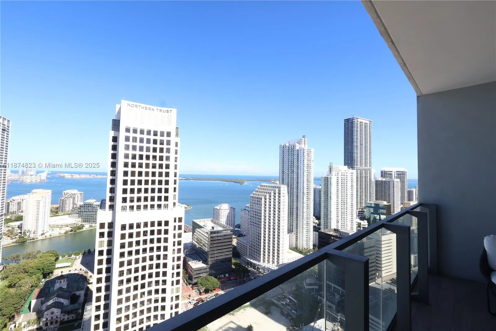 68 SE 6th St, #3607