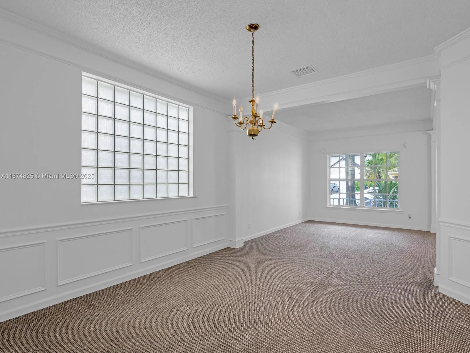 5820 N Plum Bay Pkwy