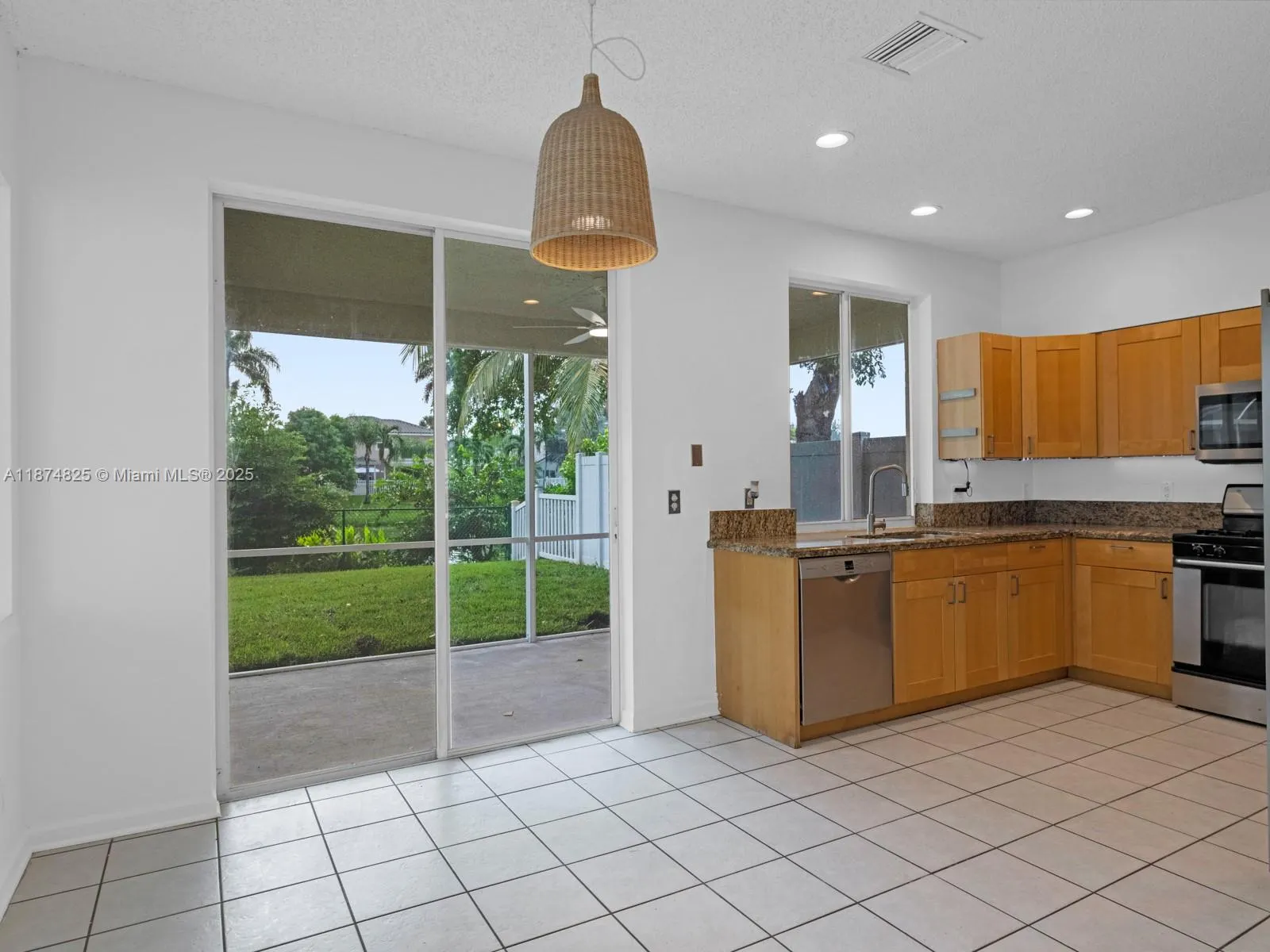 5820 N Plum Bay Pkwy