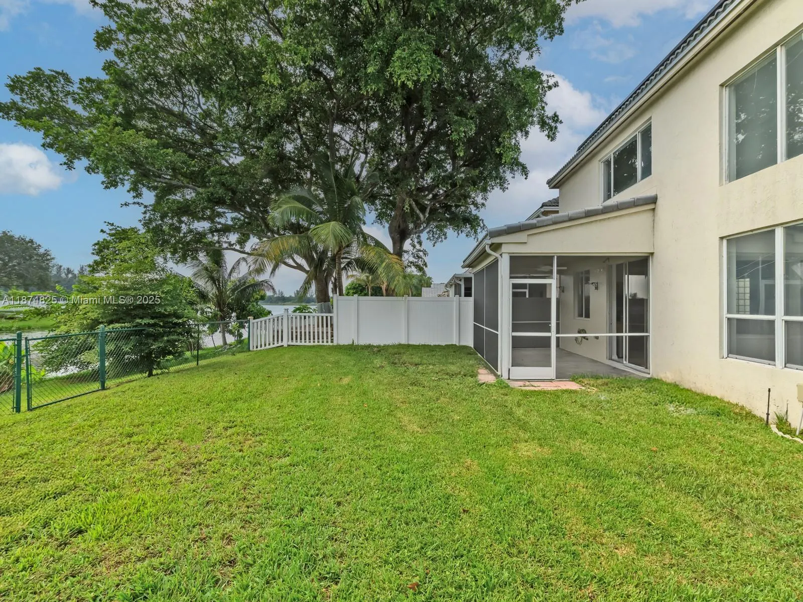 5820 N Plum Bay Pkwy