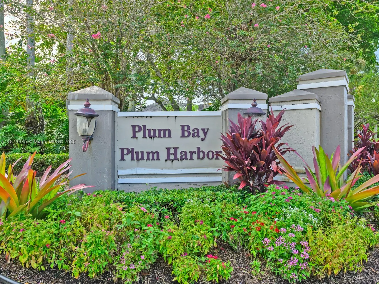 5820 N Plum Bay Pkwy