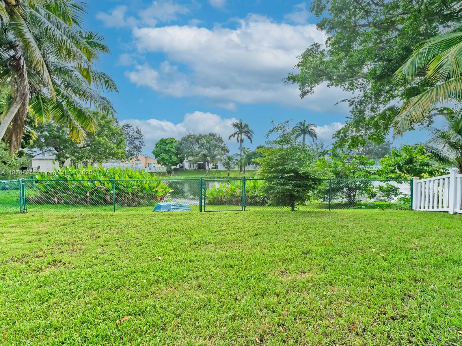 5820 N Plum Bay Pkwy