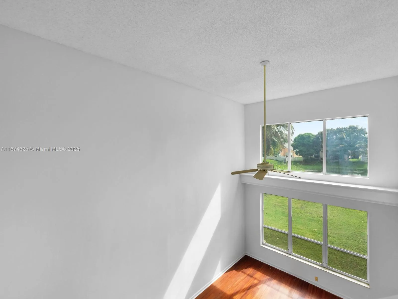 5820 N Plum Bay Pkwy