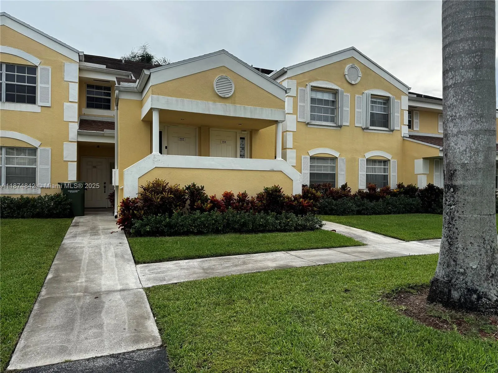 2273 SE 27th Dr, #105-F