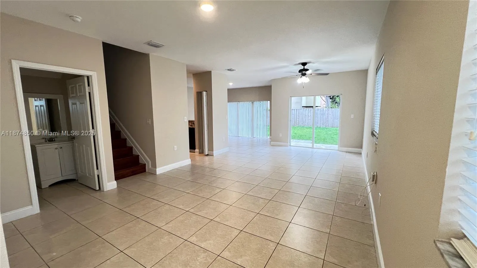 370 NE 34th Ave, #0