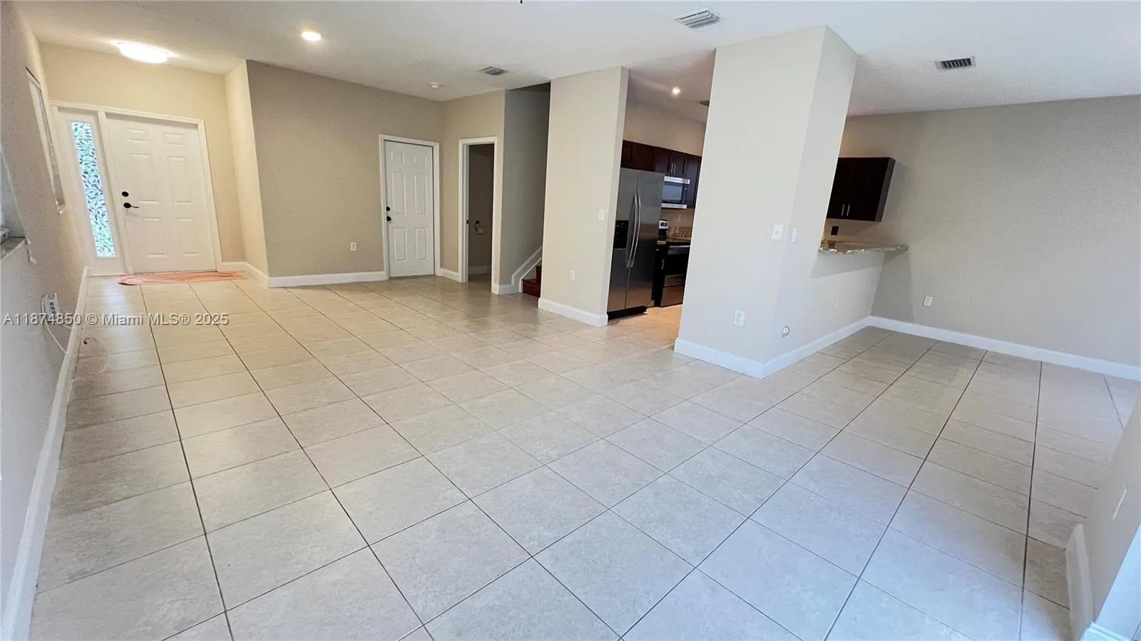 370 NE 34th Ave, #0