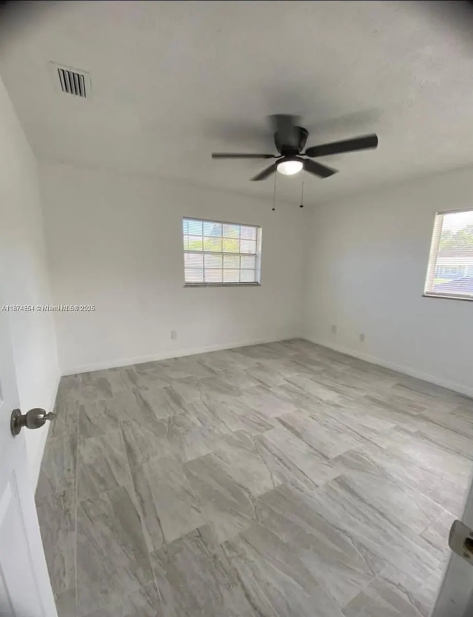 2707 Essex Ct, #A
