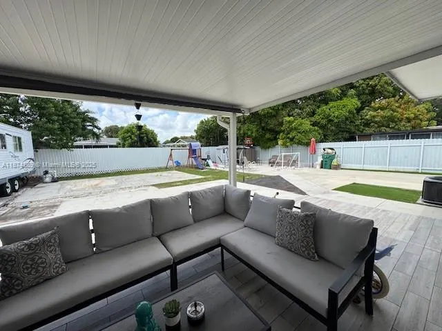 3442 NW 182nd St