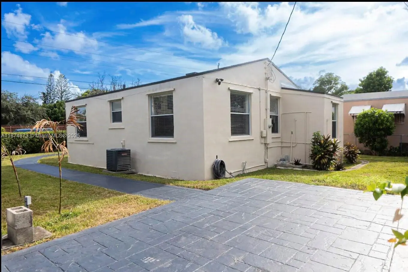 1101 NW 30th St
