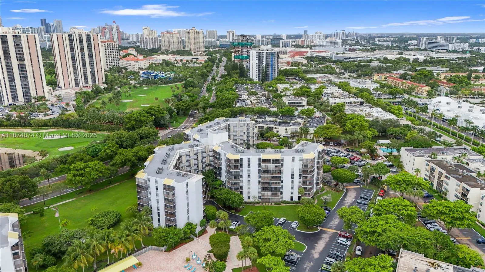 20400 W Country Club Dr, #416