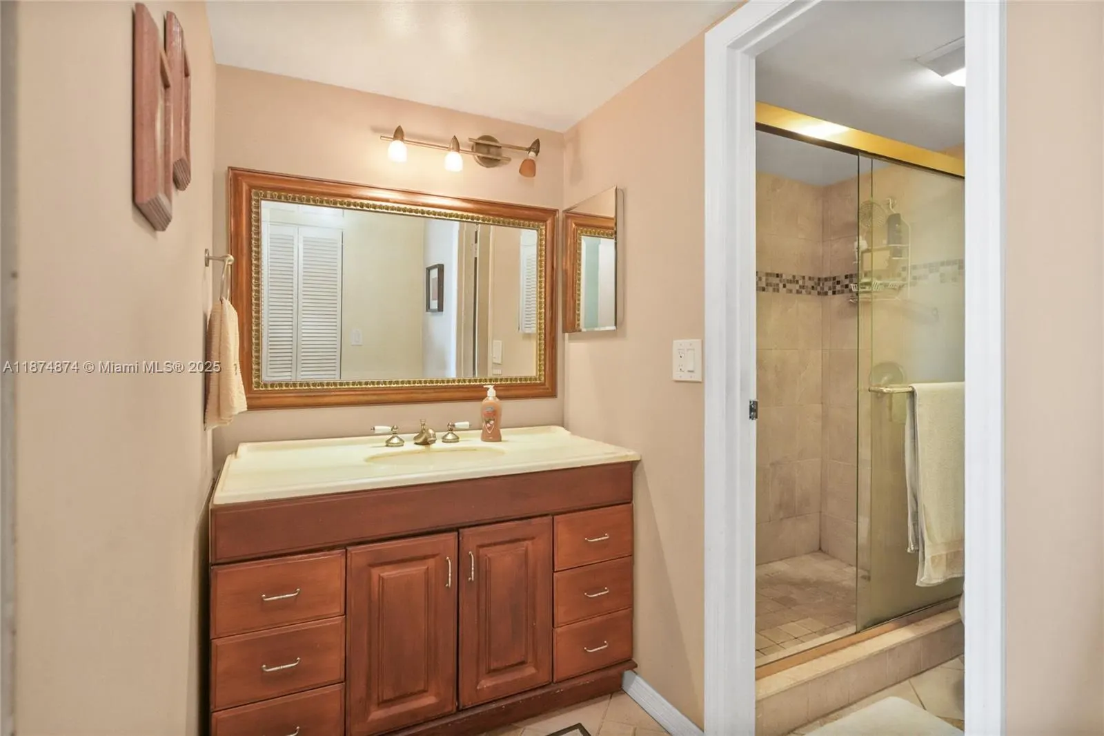 20400 W Country Club Dr, #416