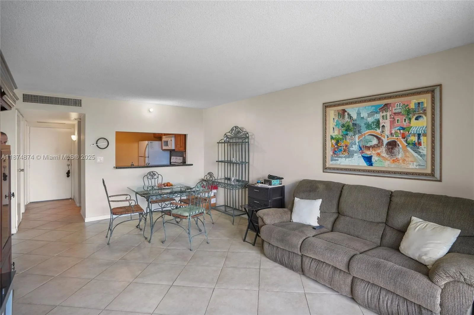 20400 W Country Club Dr, #416