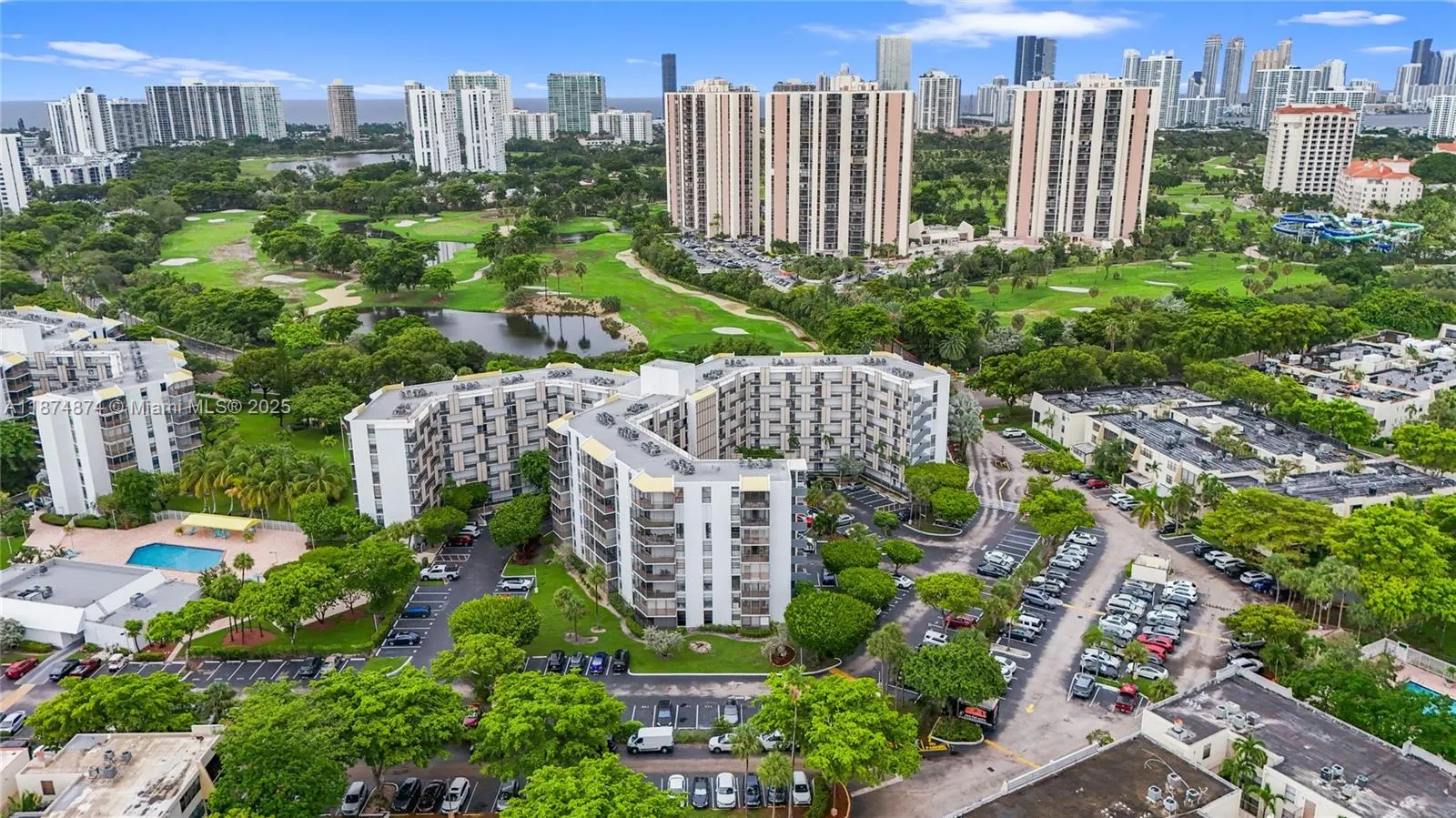 20400 W Country Club Dr, #416