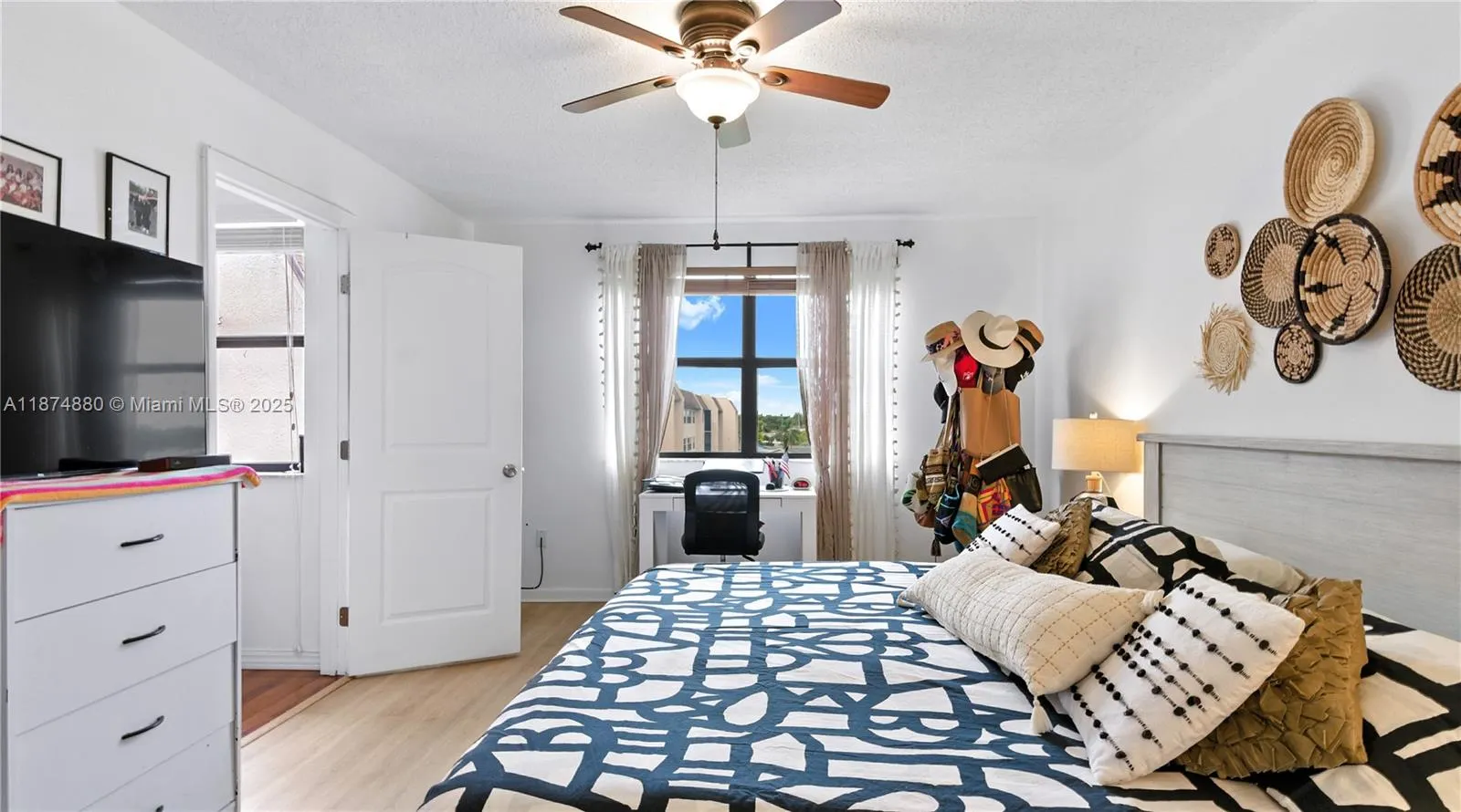 2705 NW 104th Ave, #406