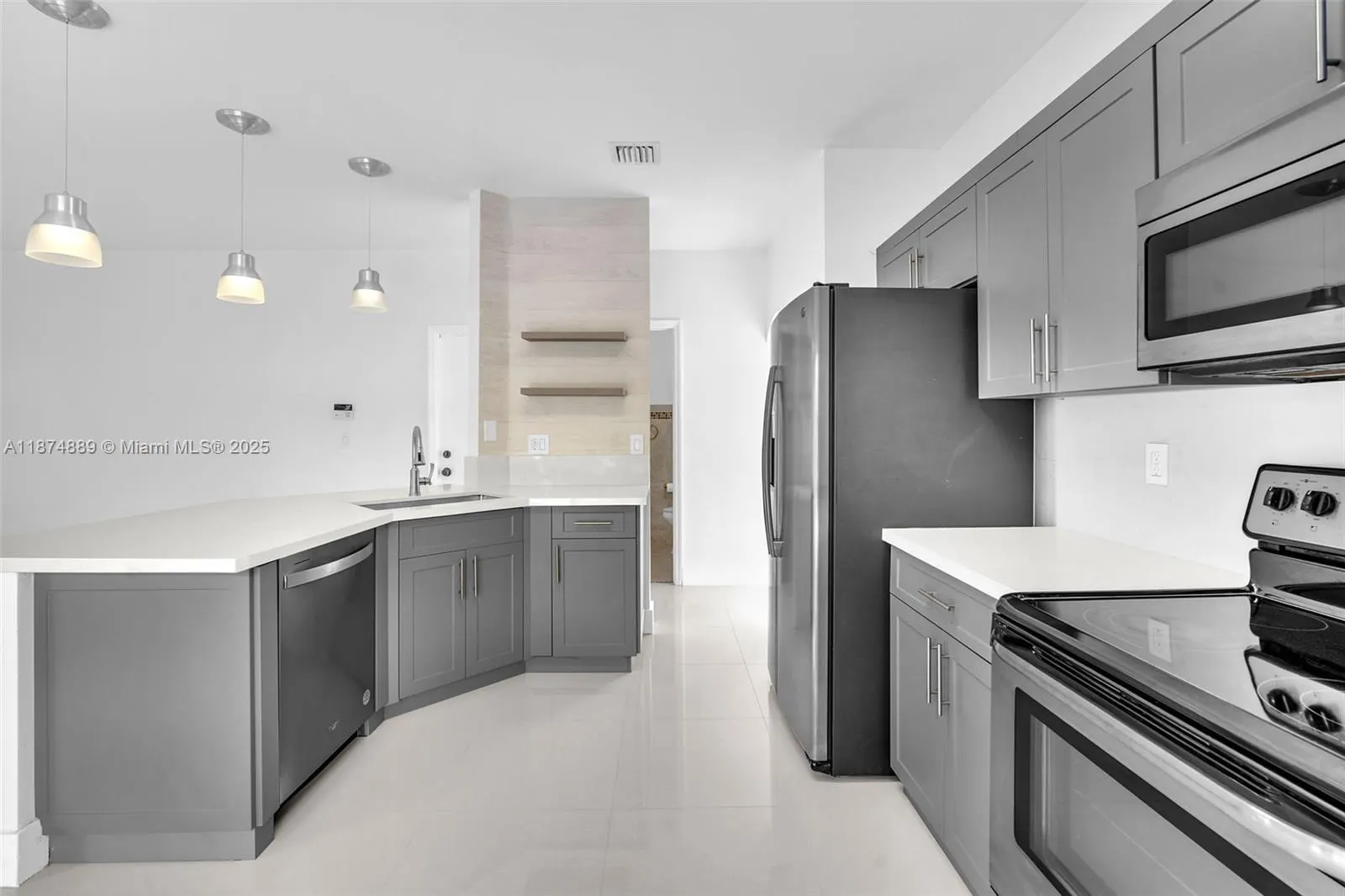11247 NW 58th Ter, #11247