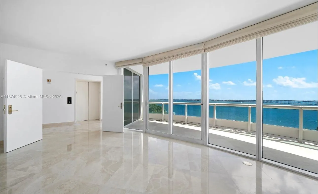 1643 Brickell Ave, #1002