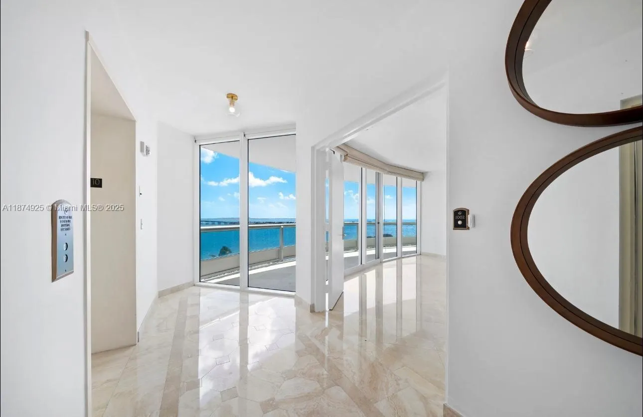 1643 Brickell Ave, #1002