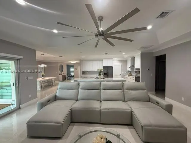 1718 California