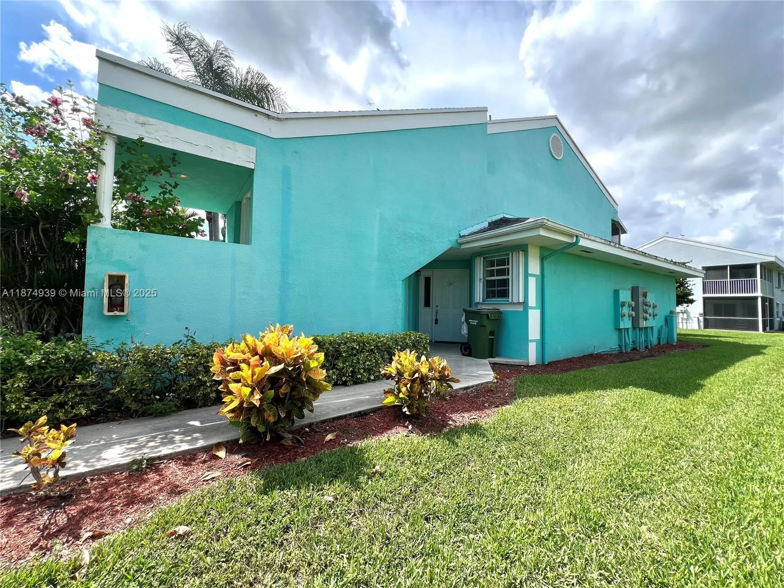2627 SE 20th Ct, #106-B