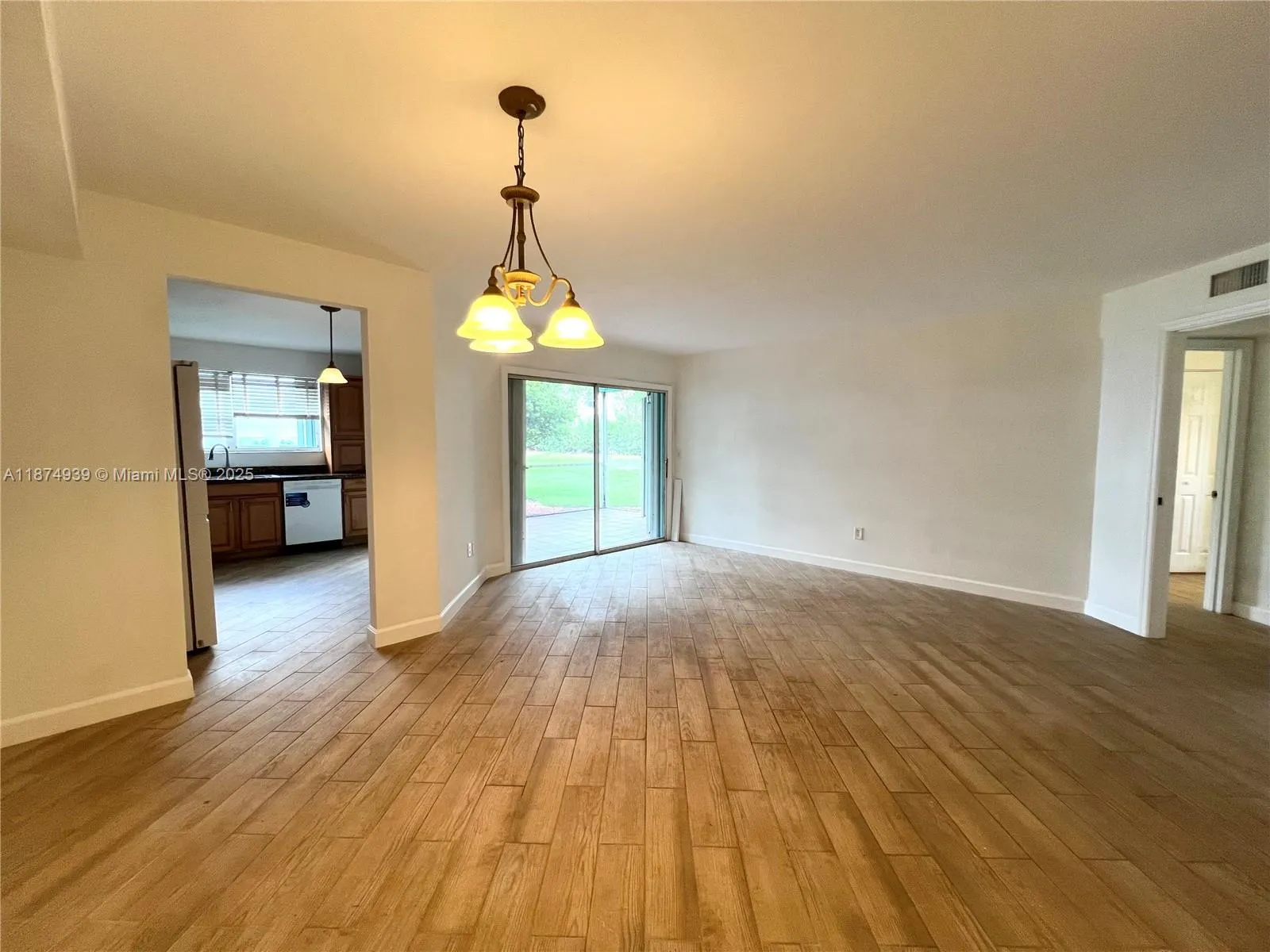 2627 SE 20th Ct, #106-B