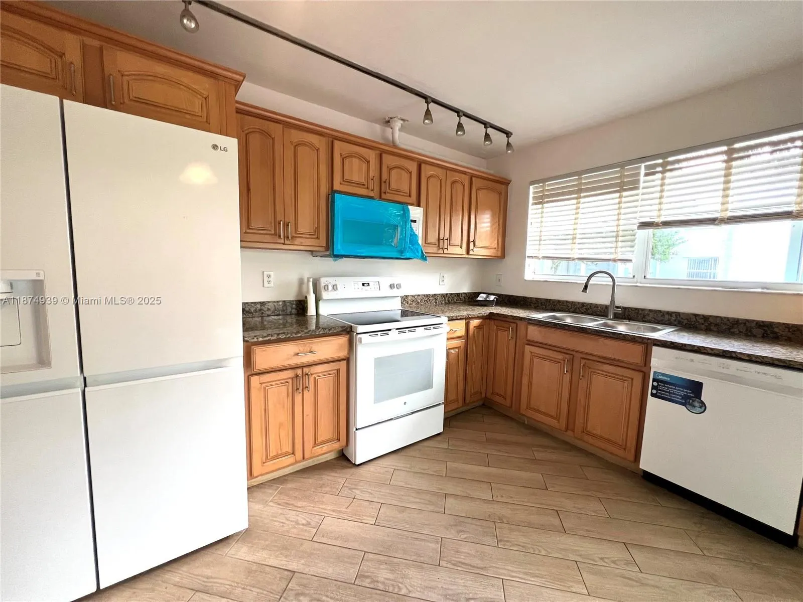 2627 SE 20th Ct, #106-B