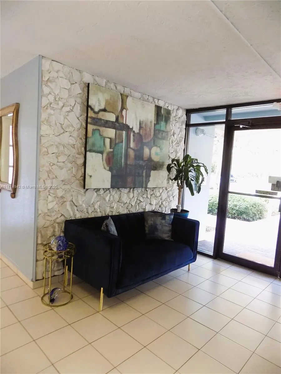 3100 N Course Ln, #502