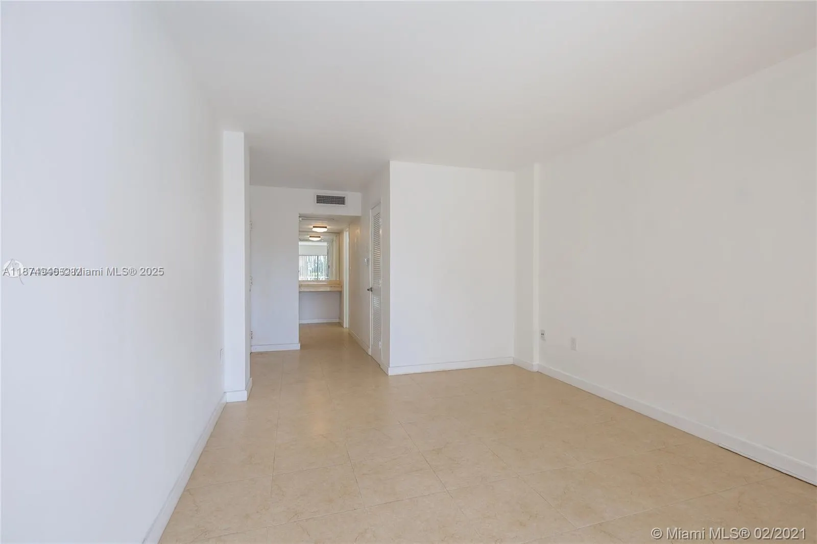 1650 NE 115th St, #403