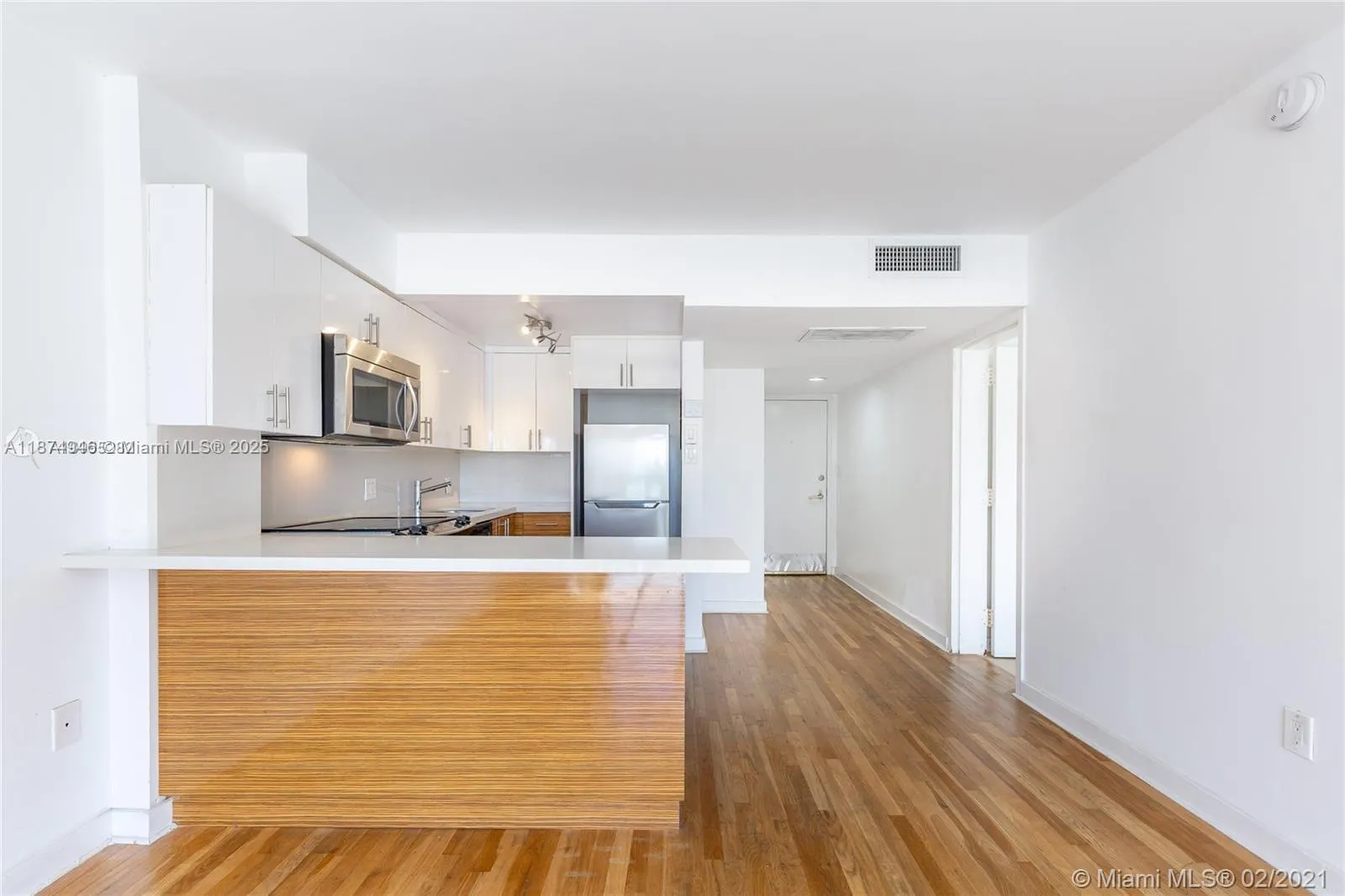 1650 NE 115th St, #403