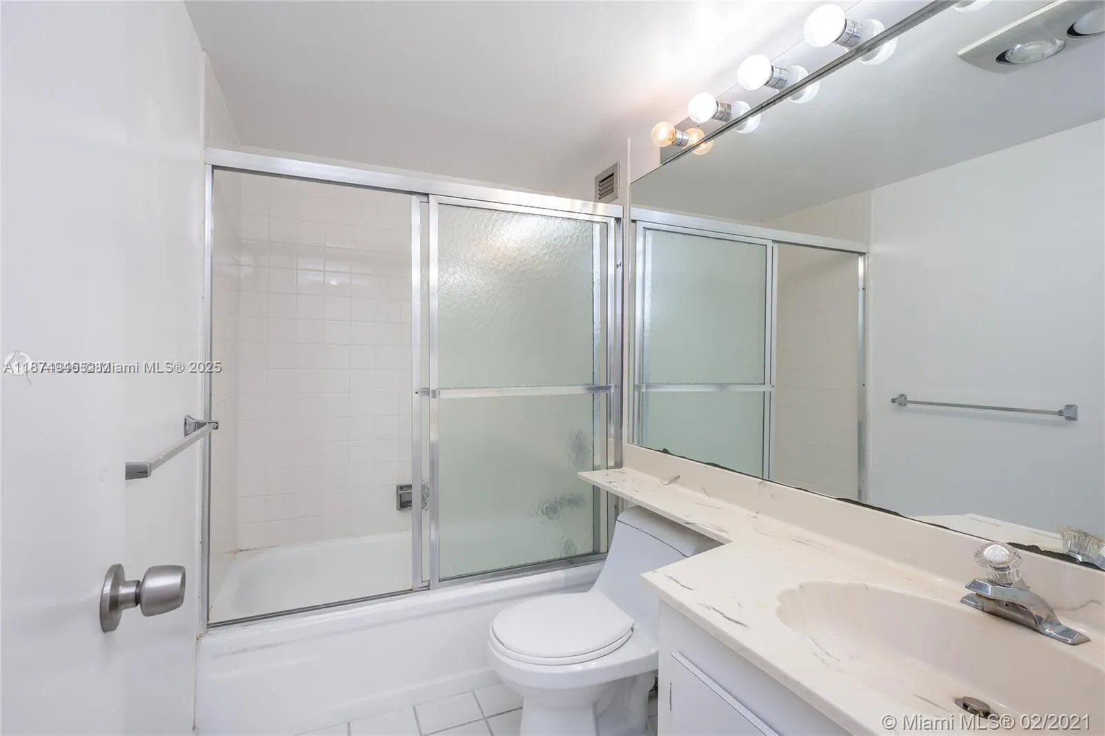 1650 NE 115th St, #403