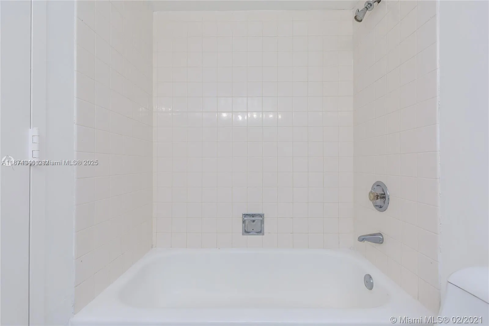 1650 NE 115th St, #403