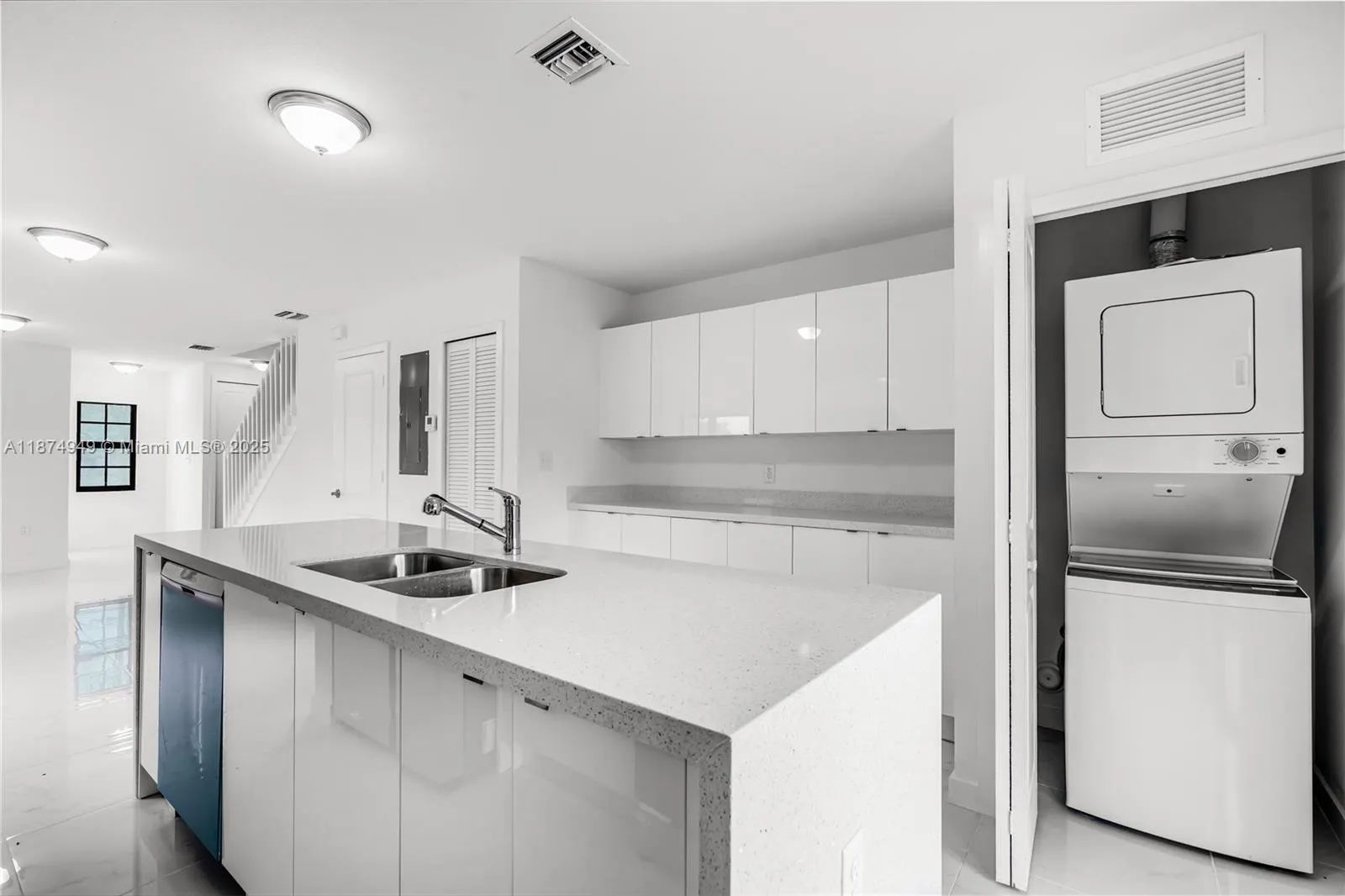 1457 NW 2ND AVE, #1