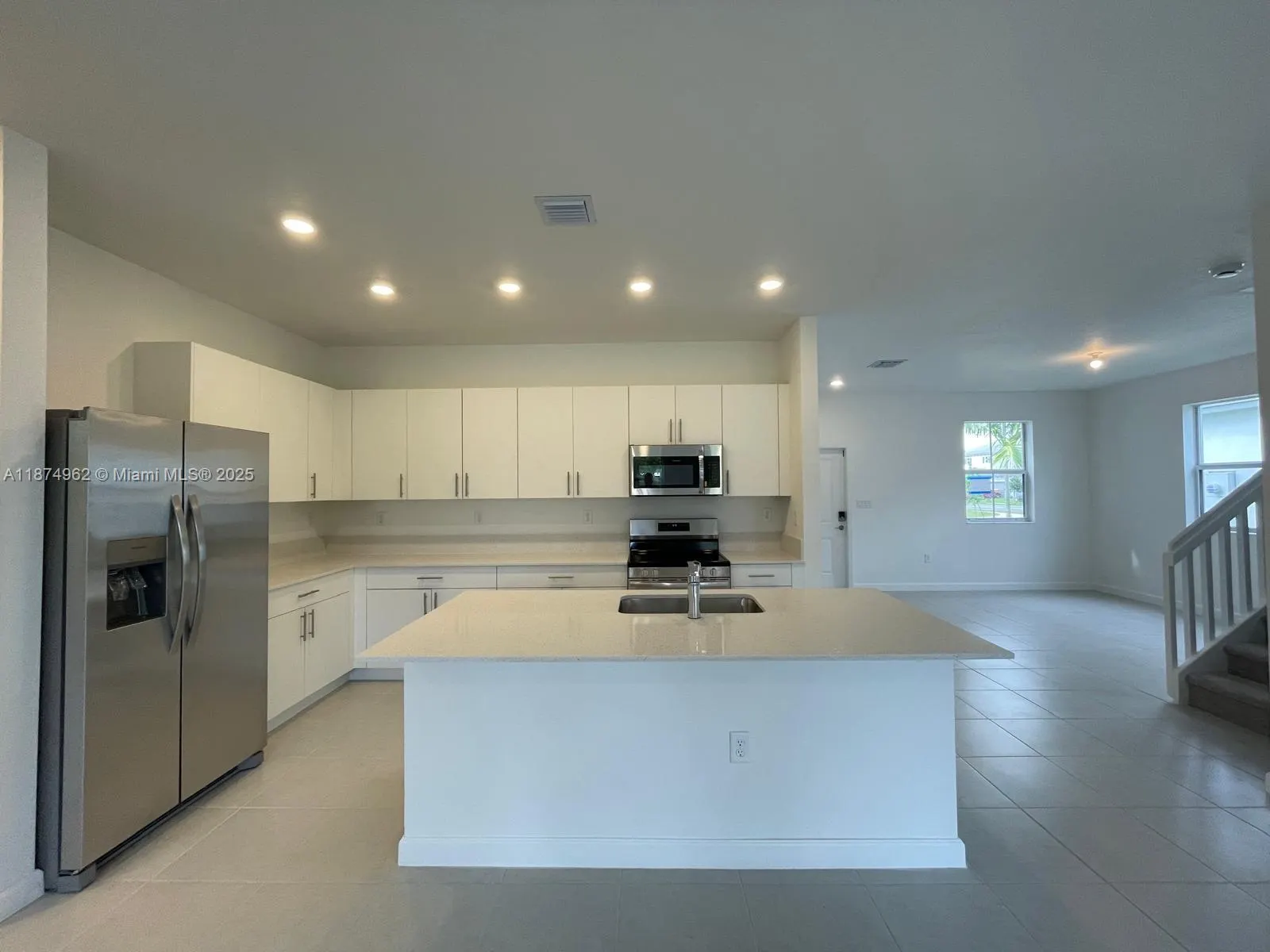865 SE 26th Rd