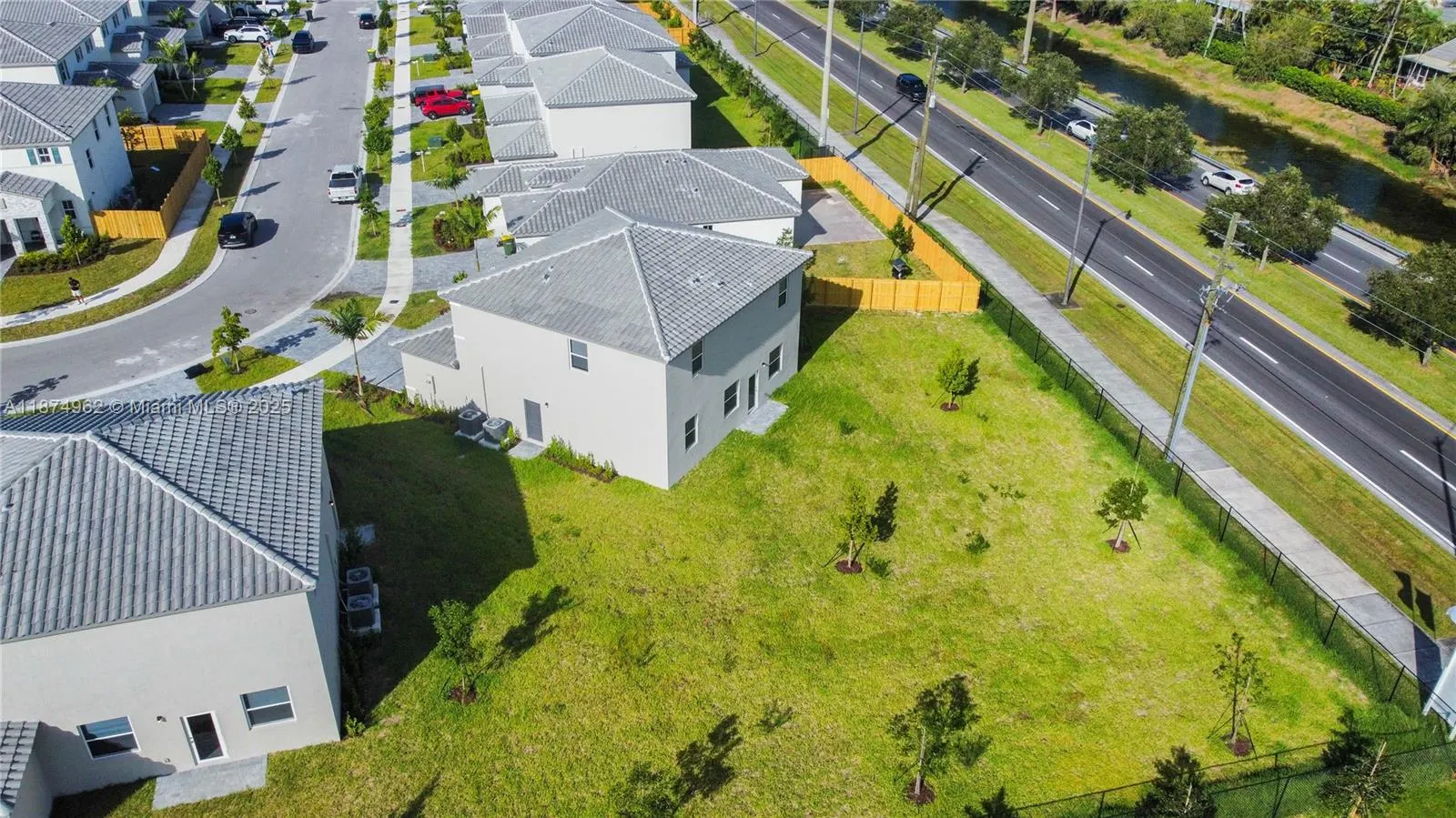 865 SE 26th Rd