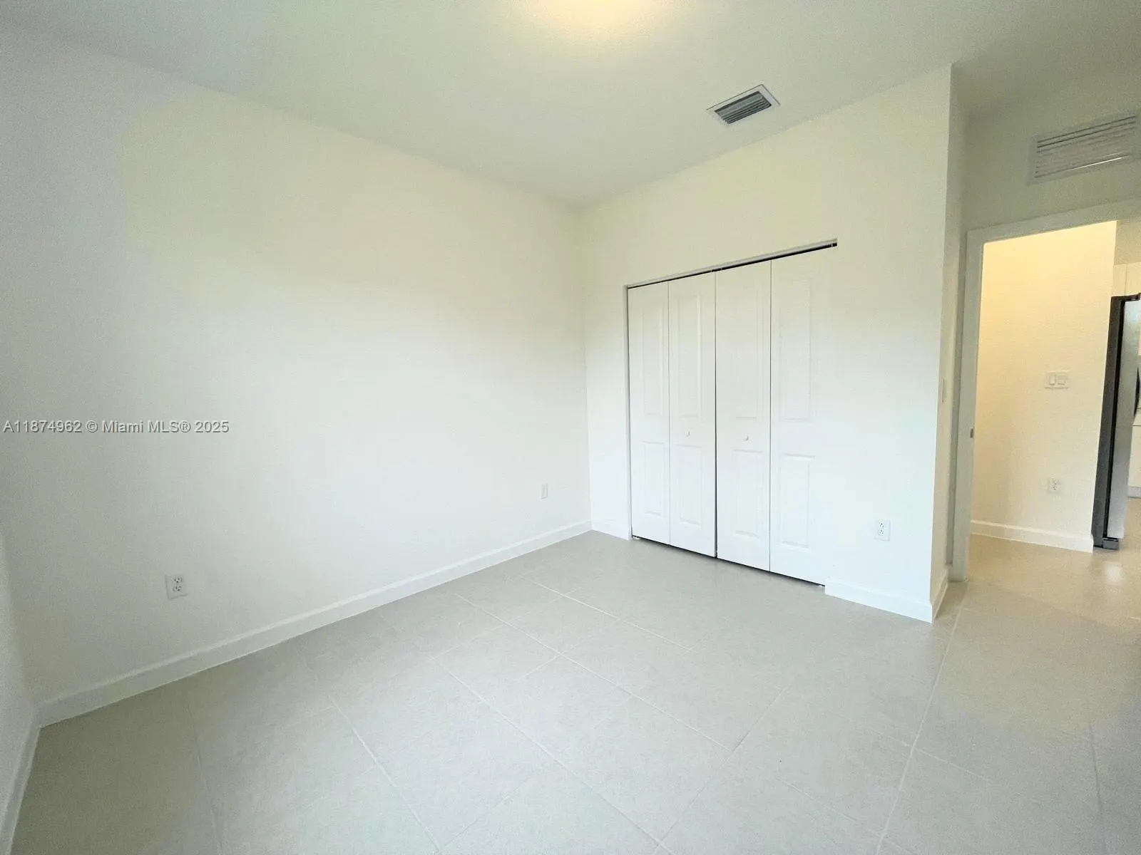 865 SE 26th Rd