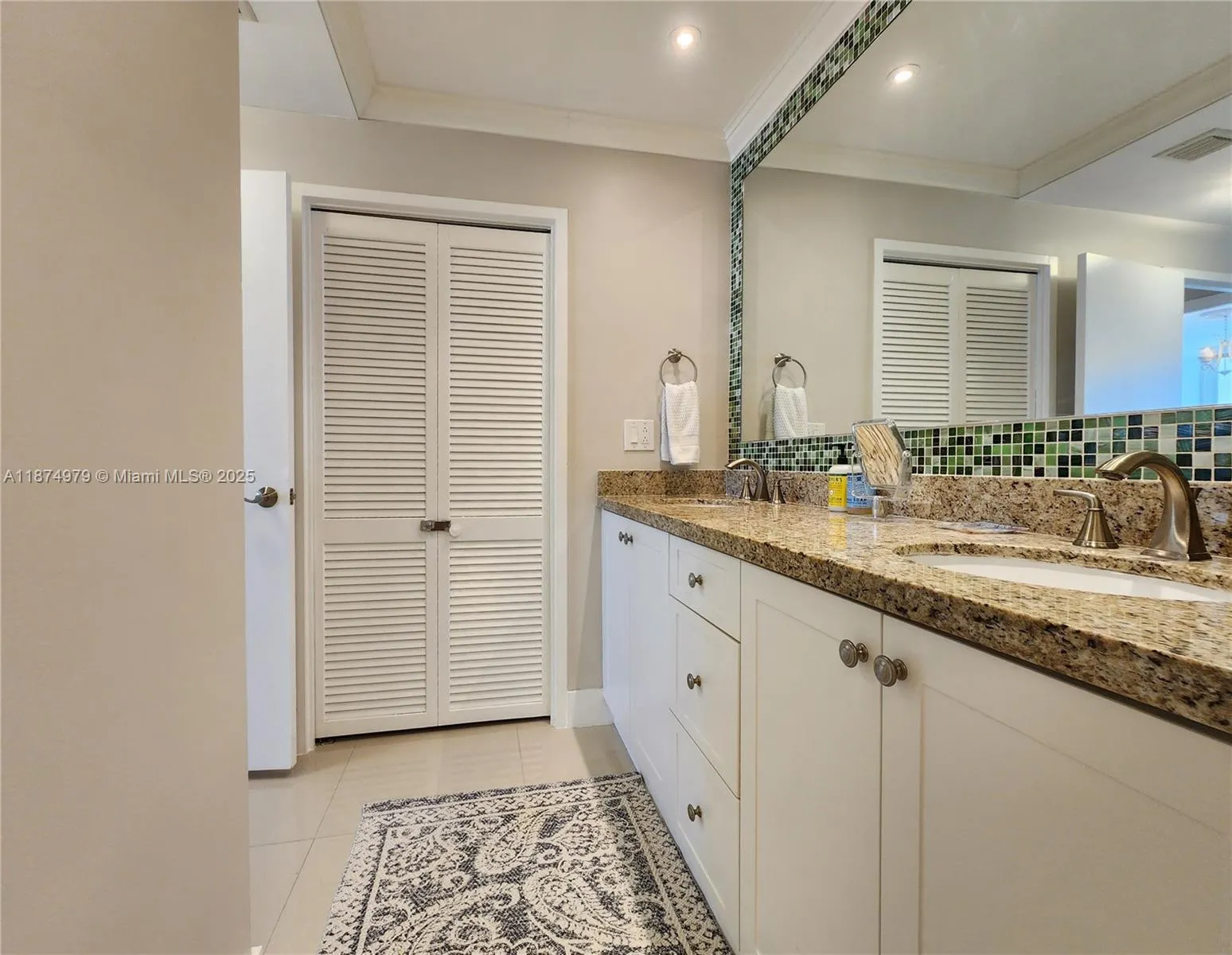 3505 S Ocean Dr, #1220