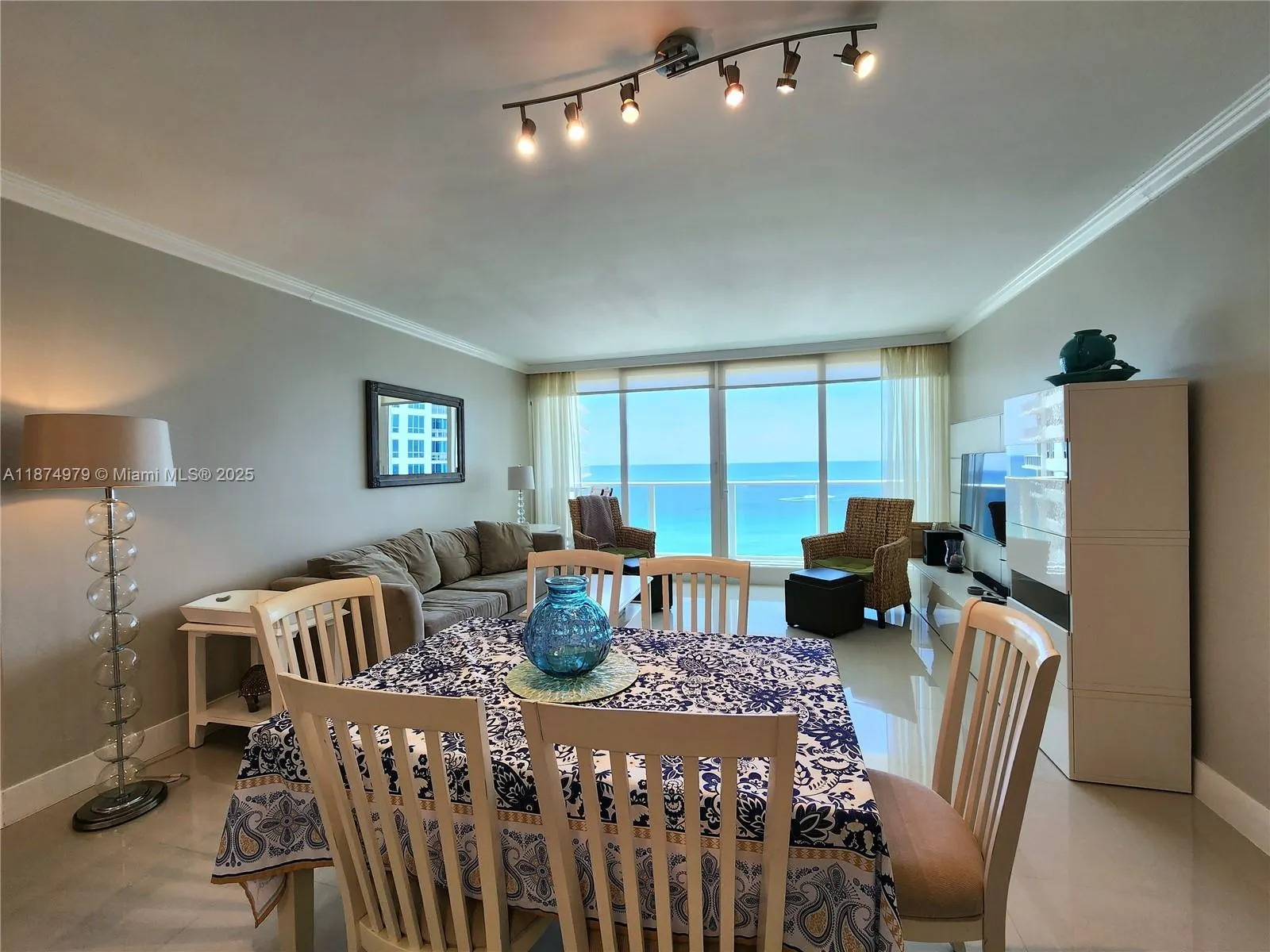 3505 S Ocean Dr, #1220