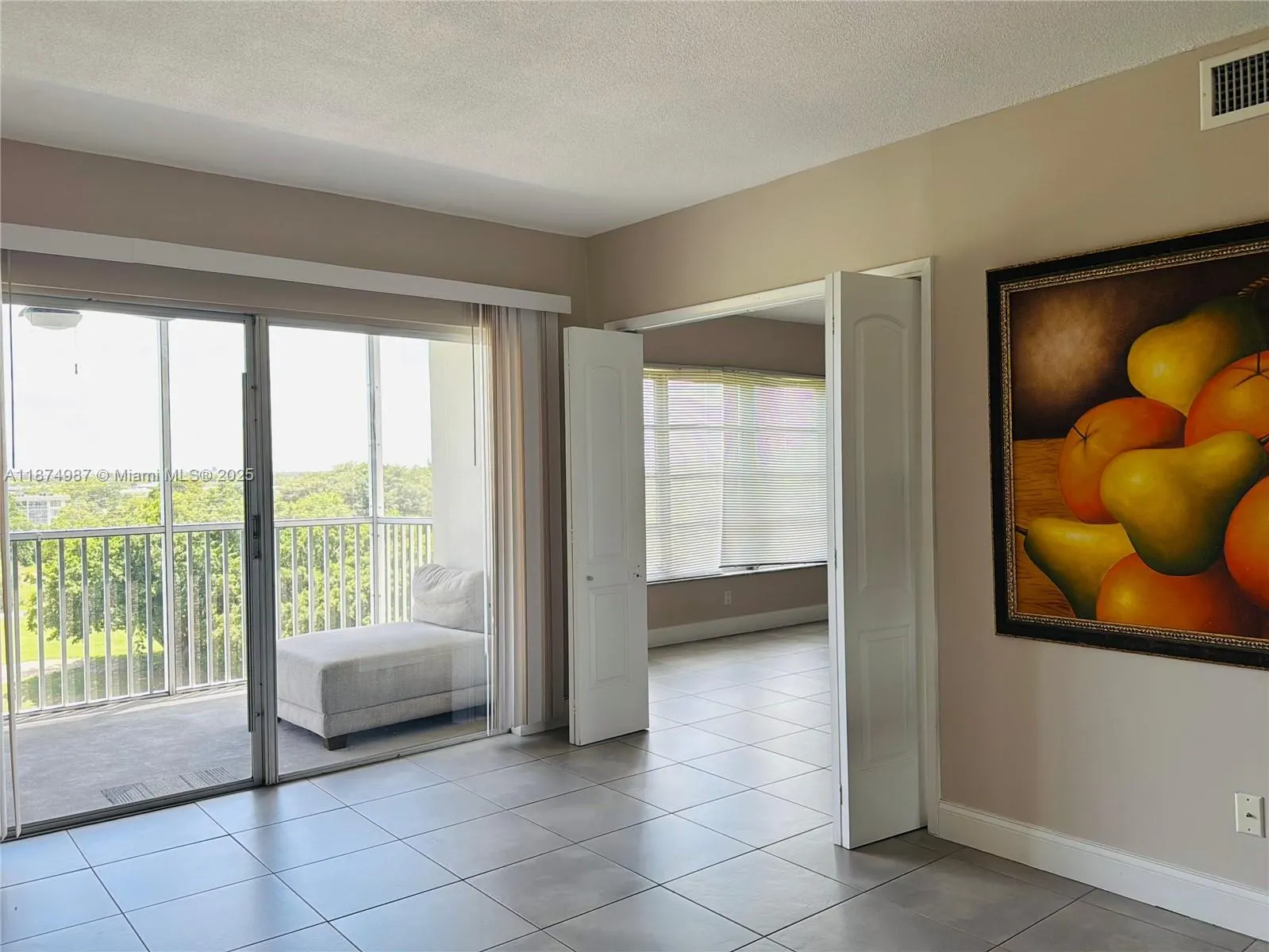 3100 N Palm Aire Dr, #709