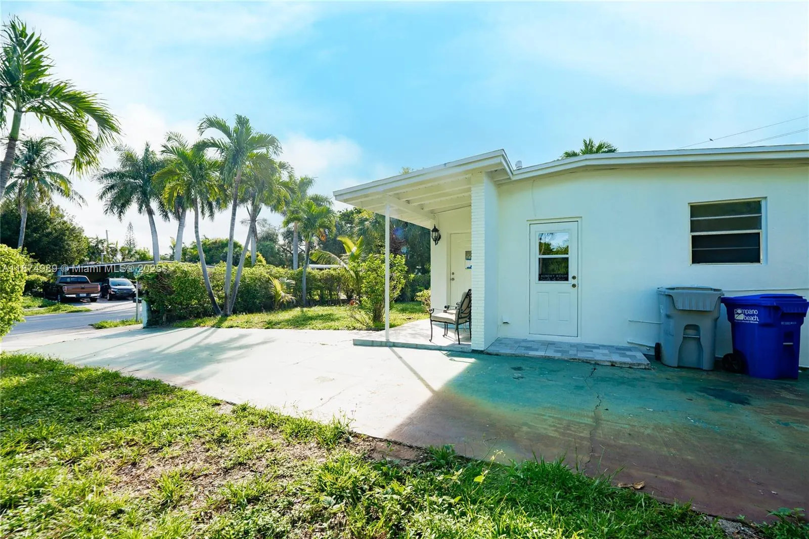 1560 NE 42nd St, #A