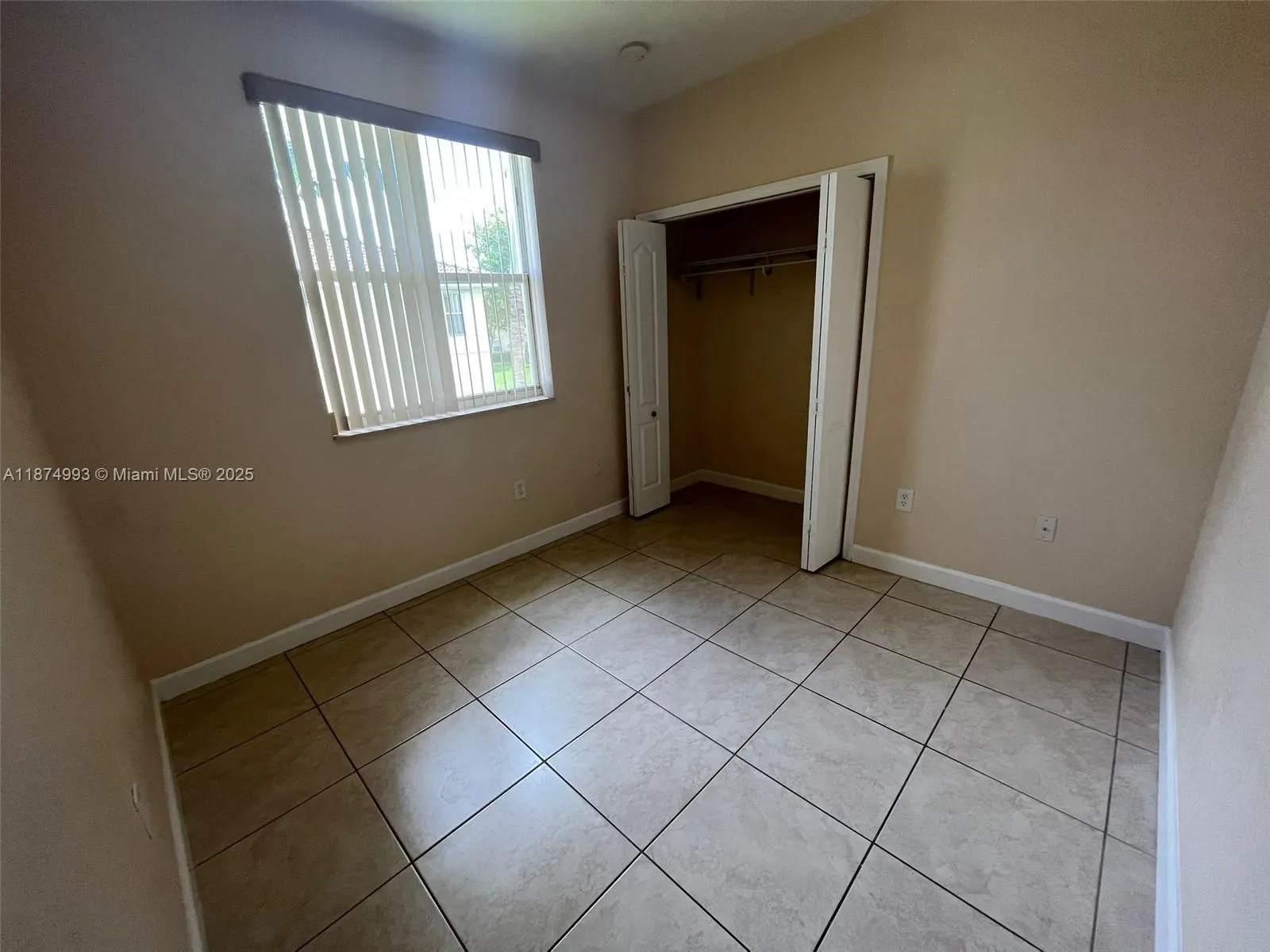 1536 SE 26th St, #205
