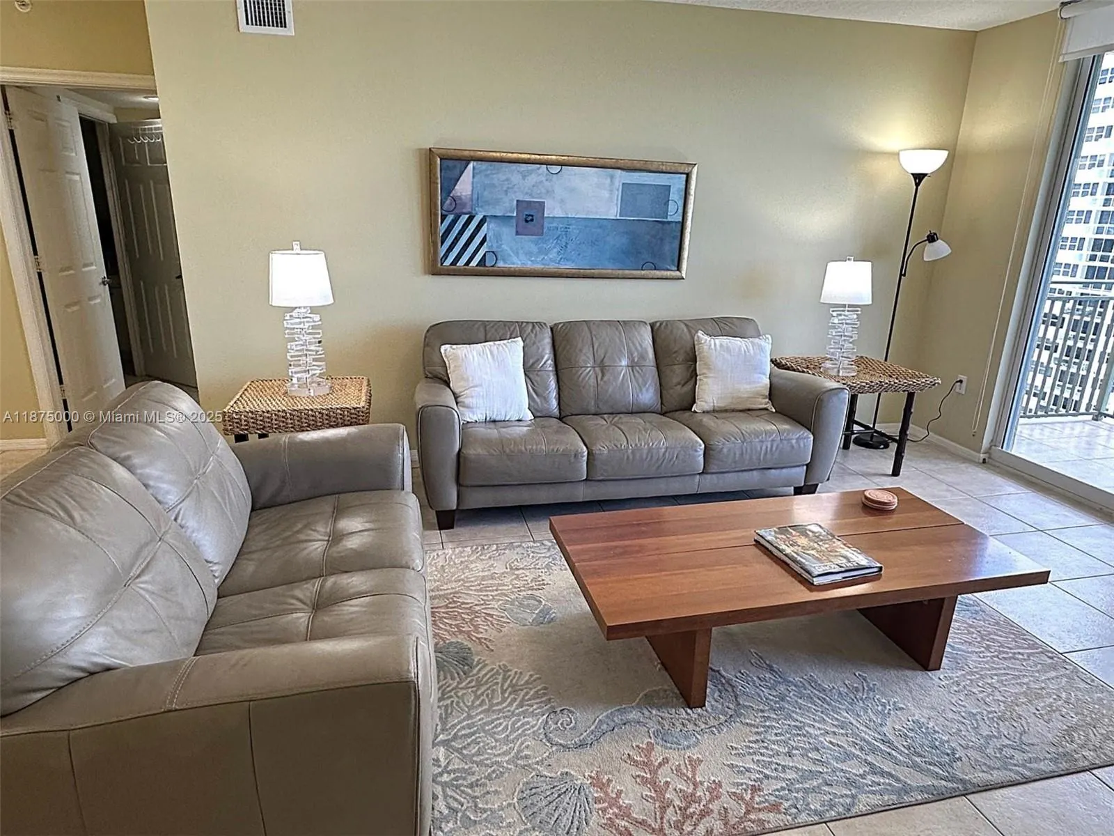 2080 S OCEAN DRIVE, #1010