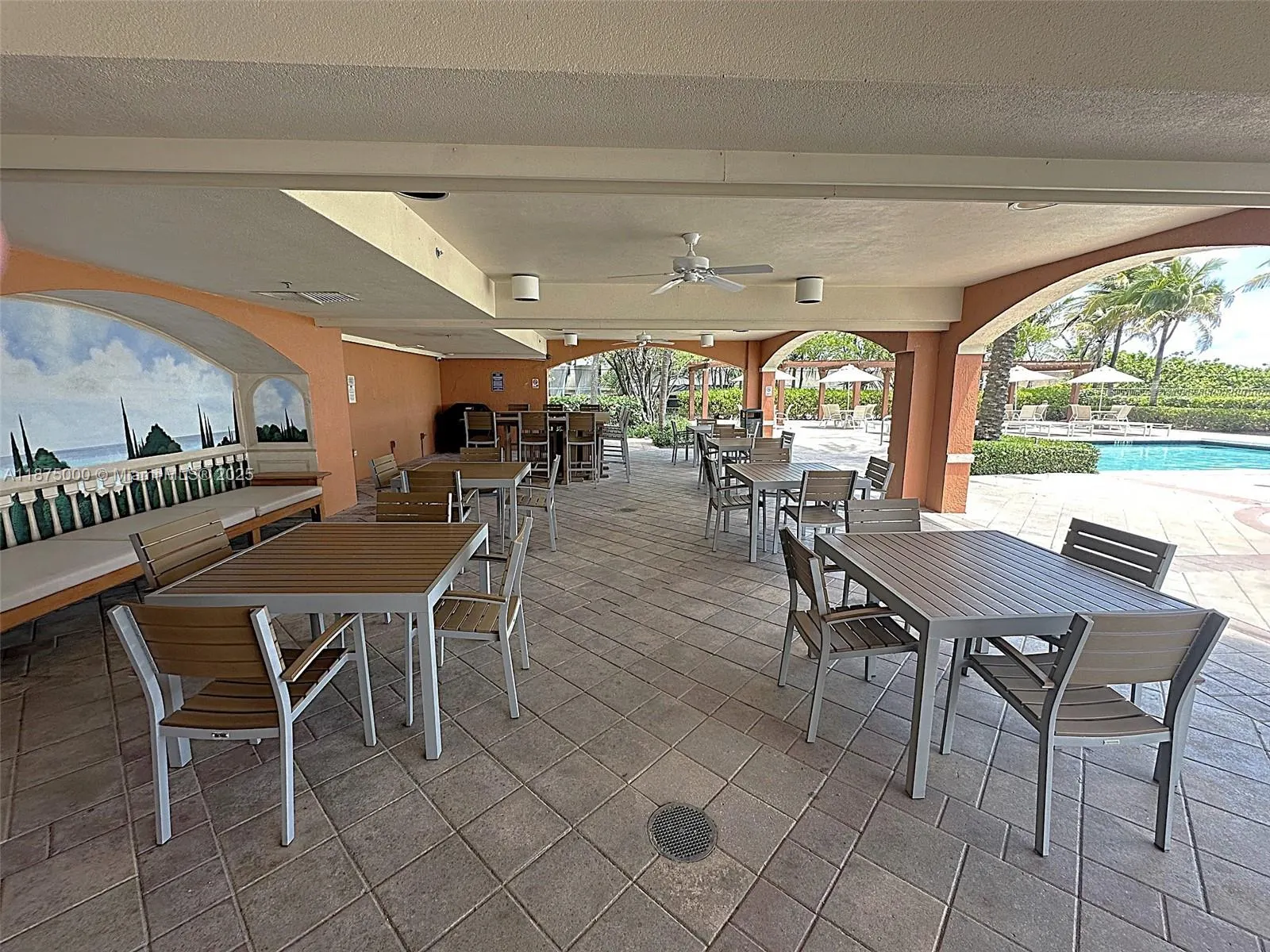 2080 S OCEAN DRIVE, #1010