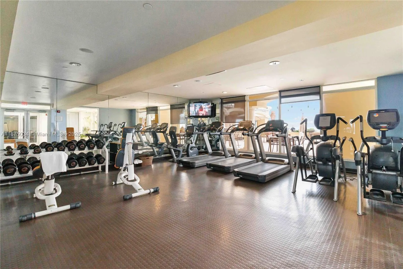 601 N Ft Lauderdale Beach Blvd, #611