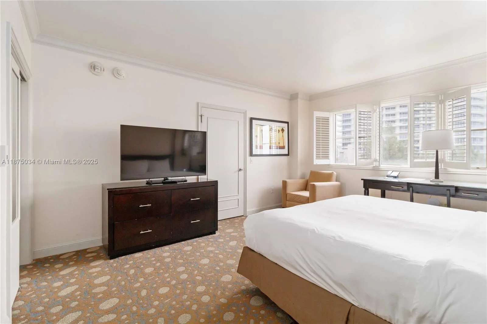601 N Ft Lauderdale Beach Blvd, #611