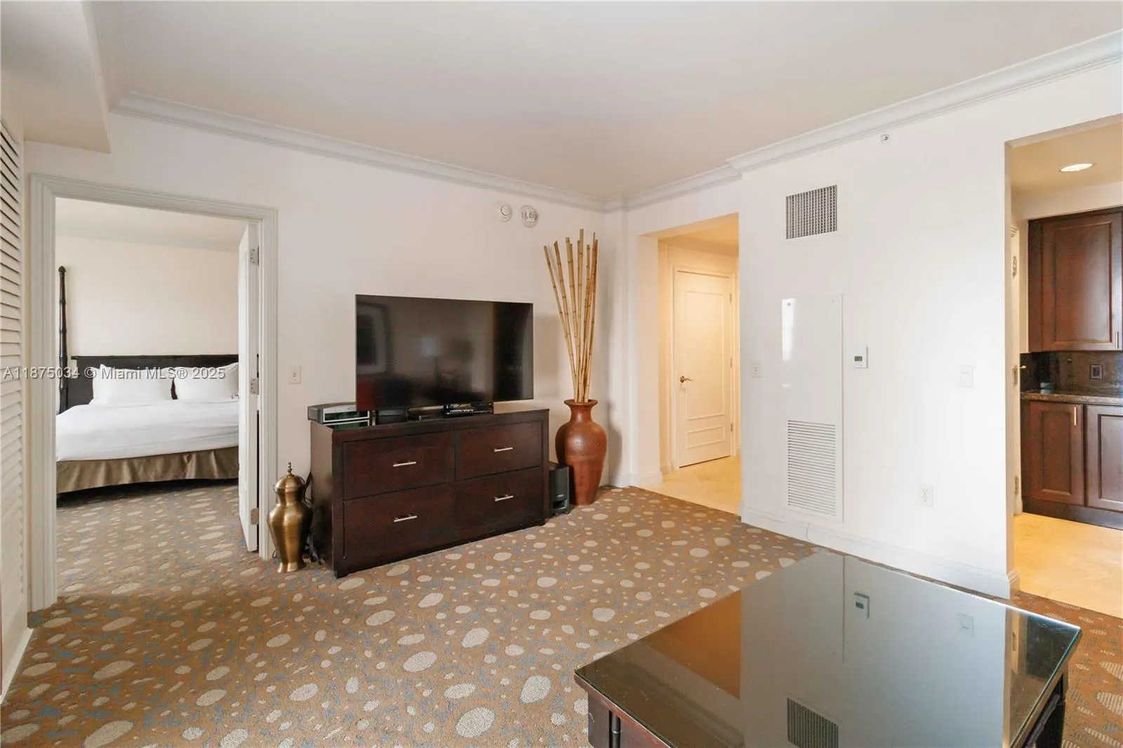 601 N Ft Lauderdale Beach Blvd, #611