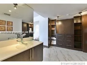 5255 Collins Ave, #4G