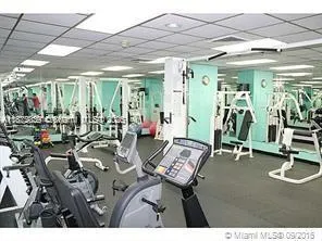 5255 Collins Ave, #4G