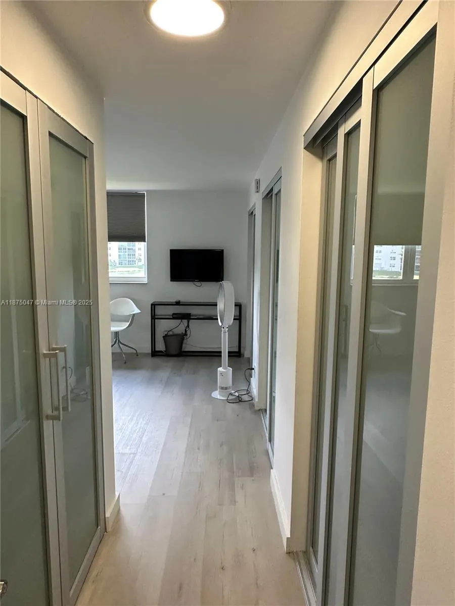 131 SE 3rd Ave, #301