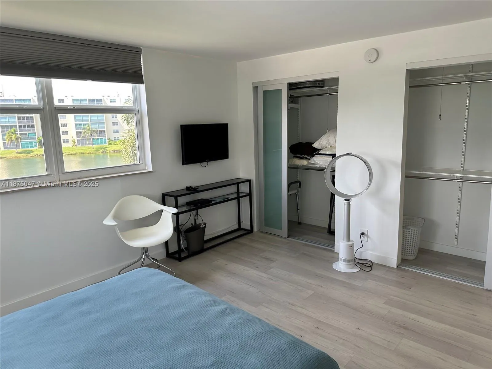 131 SE 3rd Ave, #301