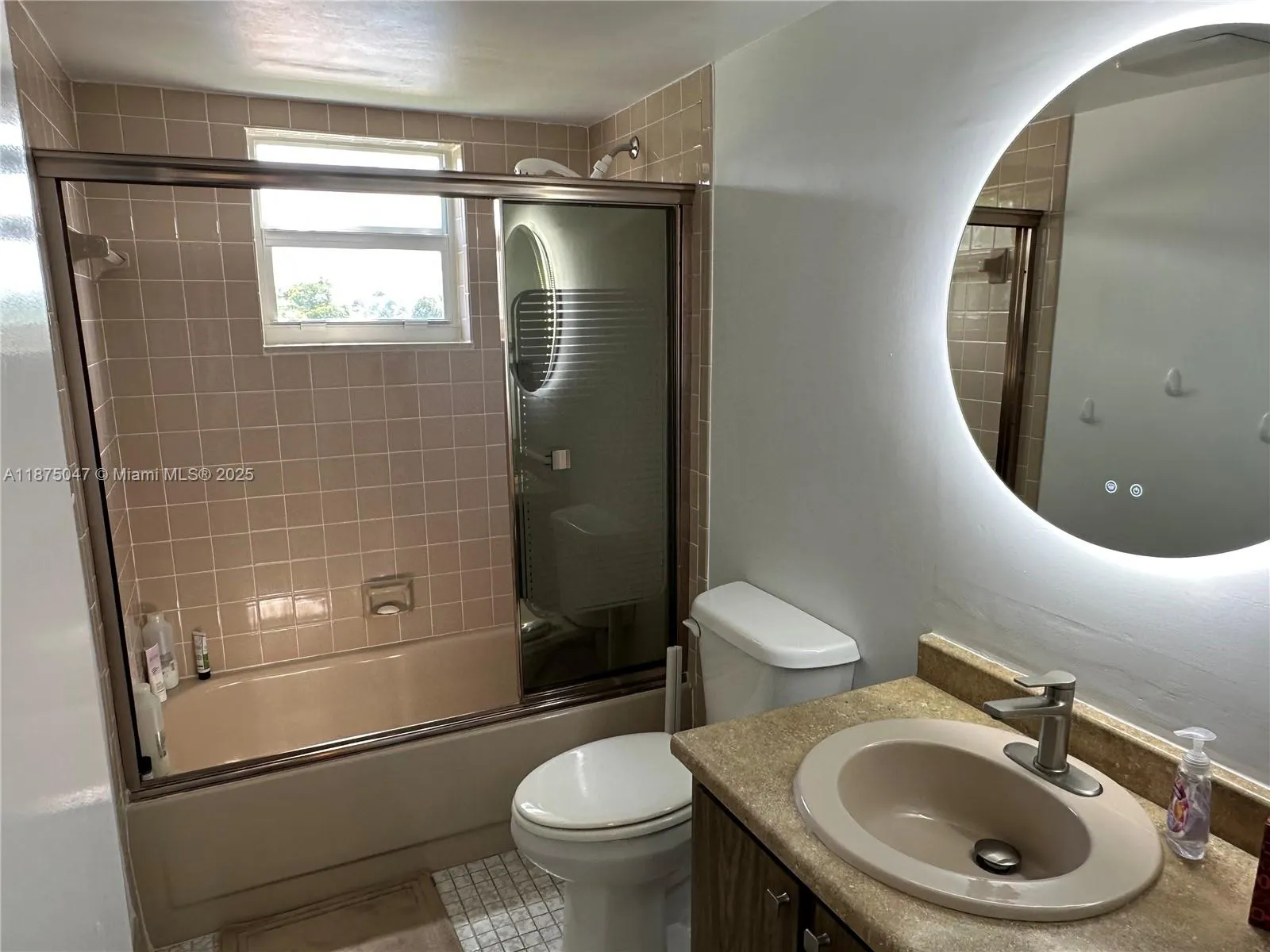 131 SE 3rd Ave, #301
