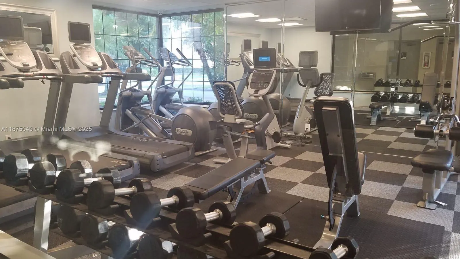 3860 Coral Tree Cir, #307
